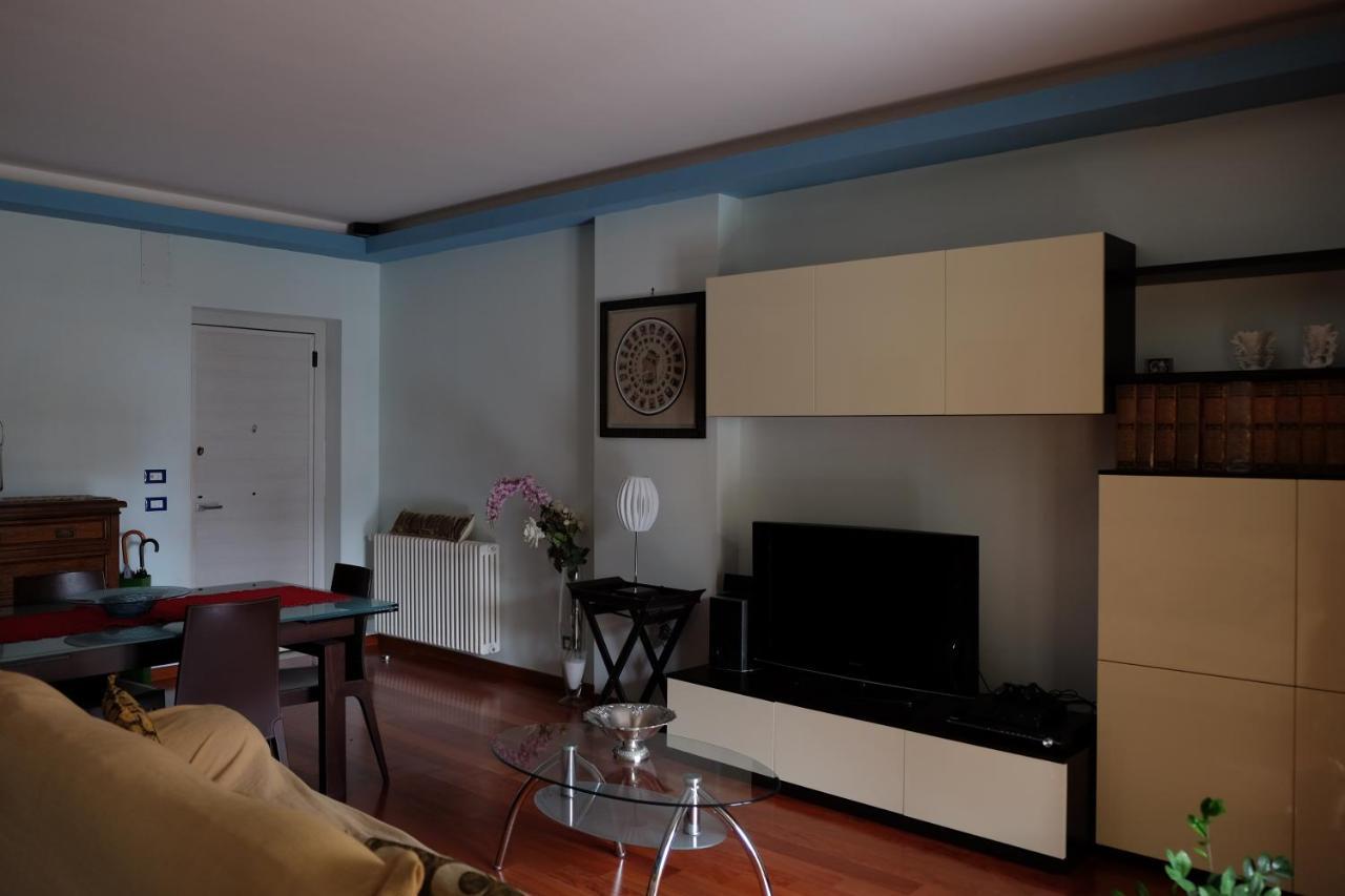 Palermo Old Style - Boutique Apartment With Terrace In Center City Buitenkant foto
