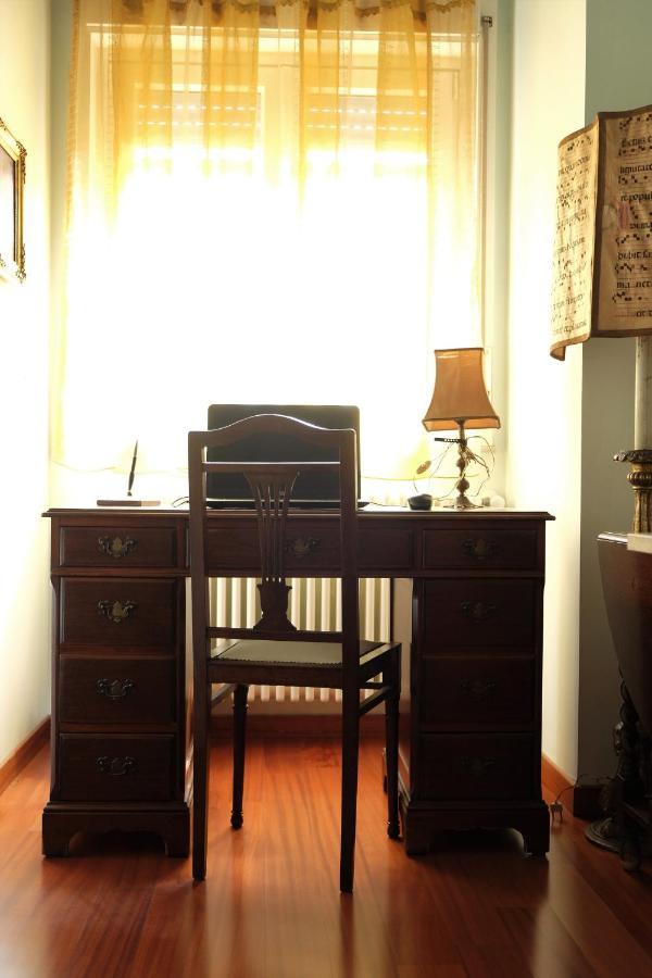 Palermo Old Style - Boutique Apartment With Terrace In Center City Buitenkant foto