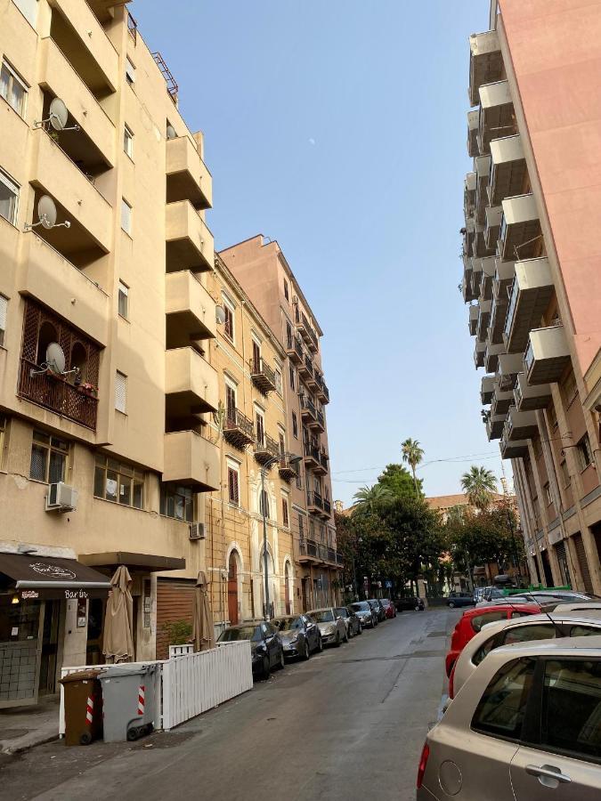Palermo Old Style - Boutique Apartment With Terrace In Center City Buitenkant foto