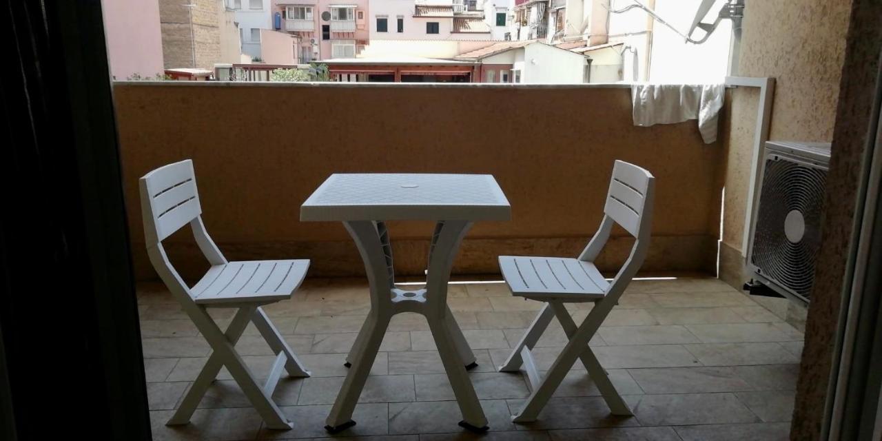 Palermo Old Style - Boutique Apartment With Terrace In Center City Buitenkant foto