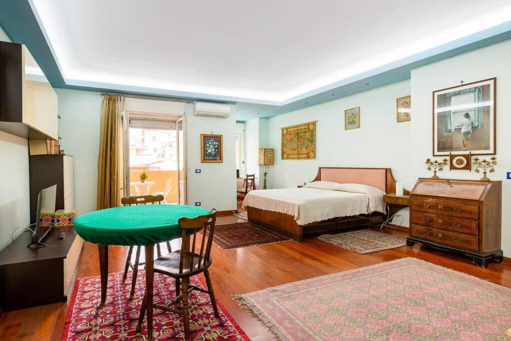 Palermo Old Style - Boutique Apartment With Terrace In Center City Buitenkant foto
